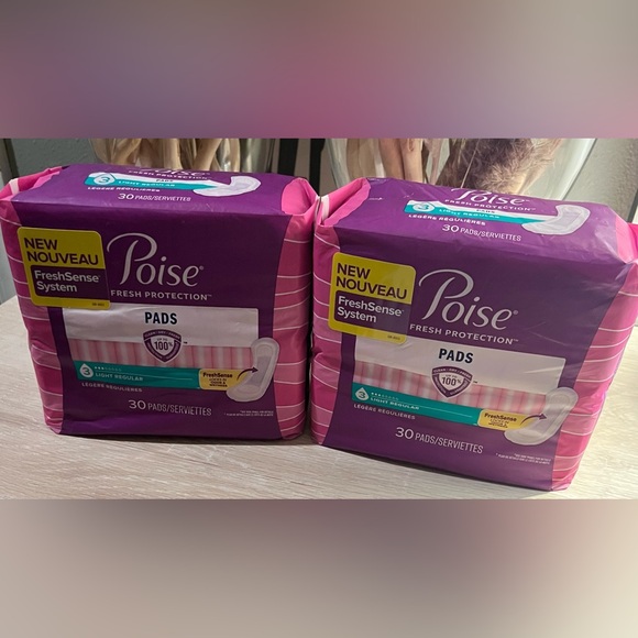 Poise Pads 3 Drop Light Unscented Pads 30 Per Pack x 2 Packages Both Brand New - Picture 1 of 8